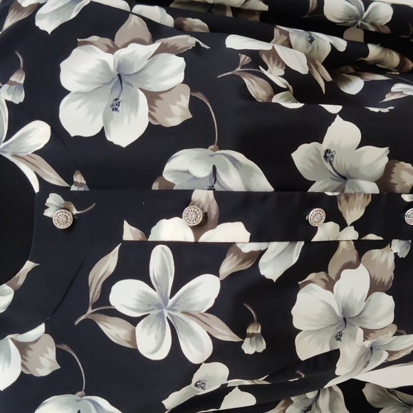 Vintage Designer D'Allaird's Blouse size Medium - Picture 2 of 8